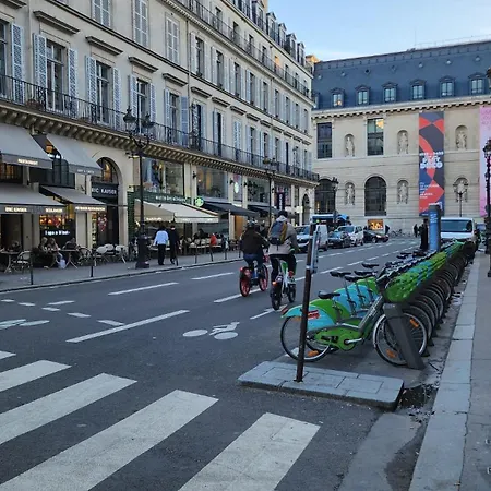 Apartment Saint Honore Louvre With Ac Paris