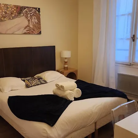 Saint Honore Louvre With Ac Apartment